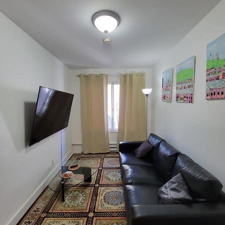 Small Condo In Montreal -Fast Wifi Zewnętrze zdjęcie