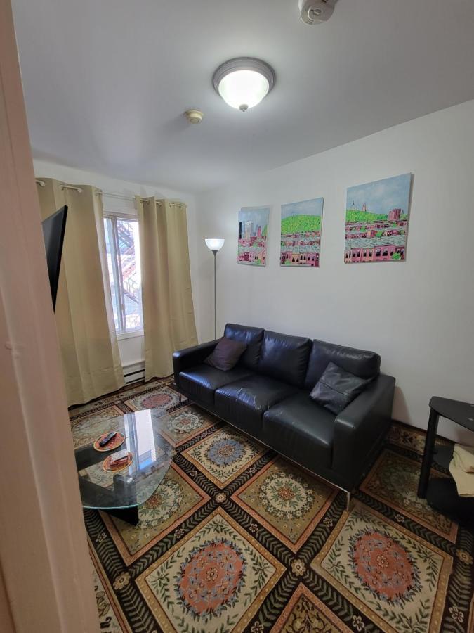 Small Condo In Montreal -Fast Wifi Zewnętrze zdjęcie